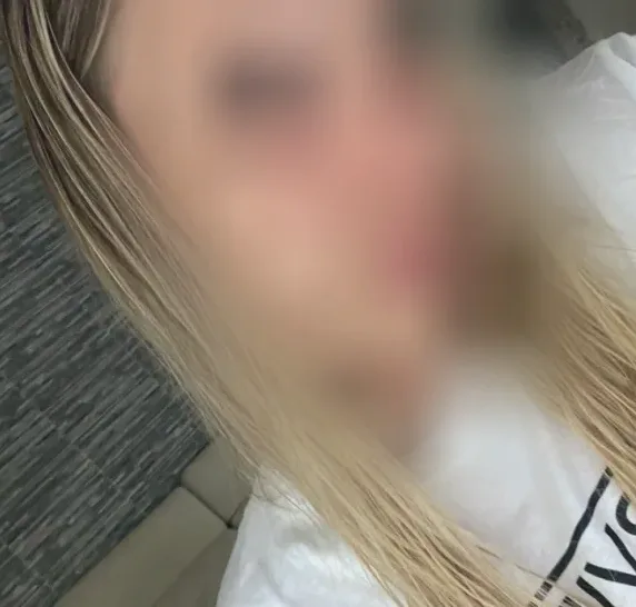 Barbara, 20