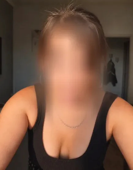 Emily, 34