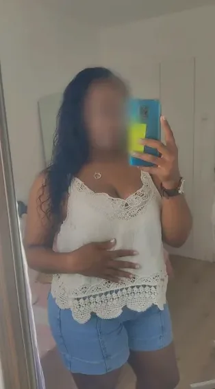 Katarina, 34