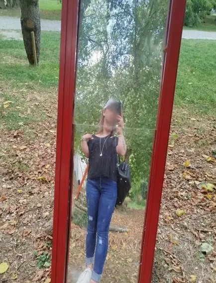 Lisa, 27