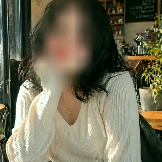 Sonja, 25