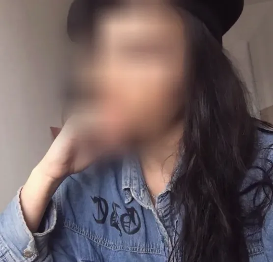 Tanja, 28